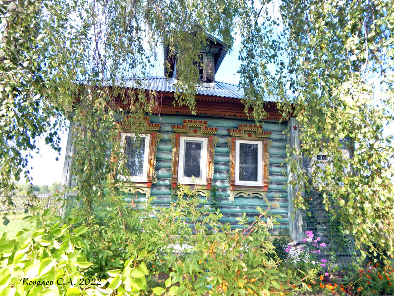 резные деревянные наличники дома 16 в Ширманихе во Владимире фото vgv