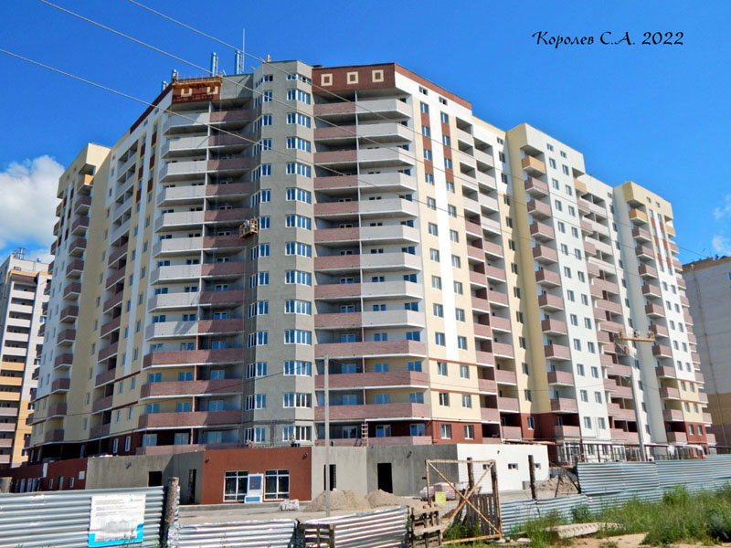 строительство дома 8 на улице Славной в Юрьевце 2014-2022 гг. во Владимире фото vgv