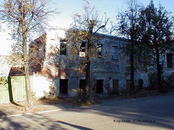 Вид дома 1а по ул. Спасская до реконструкции 2005 года во Владимире фото vgv