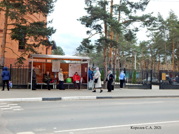 остановка Воскресенский храм - из центра на Судогодском Шоссе 19а во Владимире фото vgv