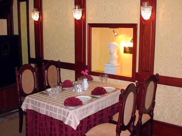 ресторан «Эрмитаж» на Суздальском проспекте 11а во Владимире фото vgv