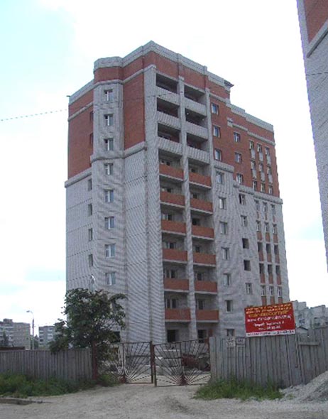 Строительство дома 9г по Суздальскому проспекту в 2004-2006 гг. во Владимире фото vgv