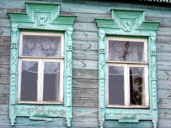деревянные резные наличники в Шепелево на улице Центральная д 41 во Владимире фото vgv