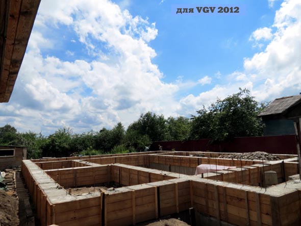 Строительство дома 24 улица Вишневая в 2012-2013 гг. во Владимире фото vgv