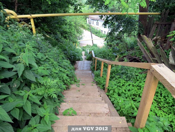 лестница от улицы Вознесенской к улице Летне-Перевозинская во Владимире фото vgv