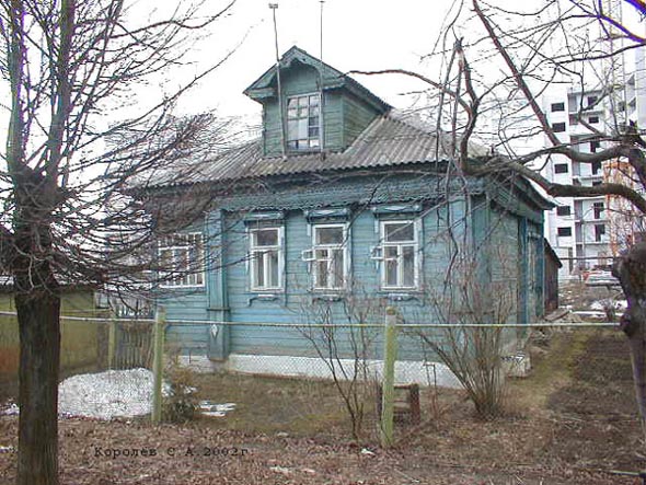 Дом 65 на улице Красная - снесен в 2003 году в связи со строительством дома N 59 во Владимире фото vgv