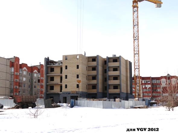строителтьство дома 53а по улице Зеленая Коммунар в 2012 году во Владимире фото vgv