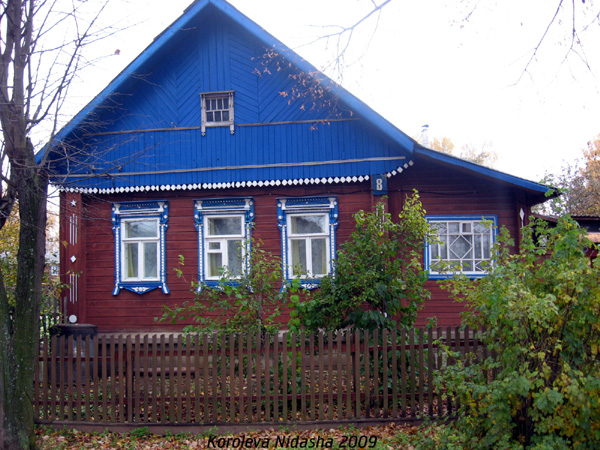 деревянные наличники на улице Матросова 8 в Юрьев Польском районе Владимирской области фото vgv