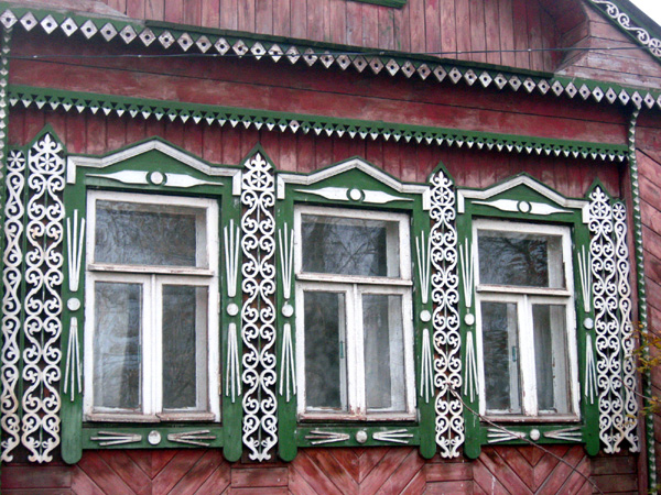 деревянные наличники на улице 1-го Мая 141 в Юрьев Польском районе Владимирской области фото vgv