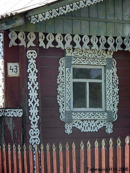 деревянные резные наличники на Покровской 43 в Юрьев Польском районе Владимирской области фото vgv