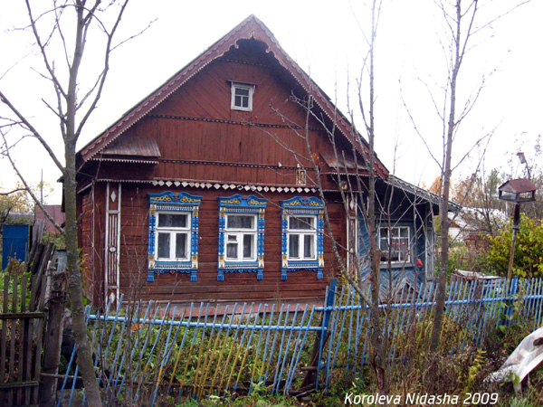 деревянные резные наличники на Бобкова 10 в Юрьев Польском районе Владимирской области фото vgv
